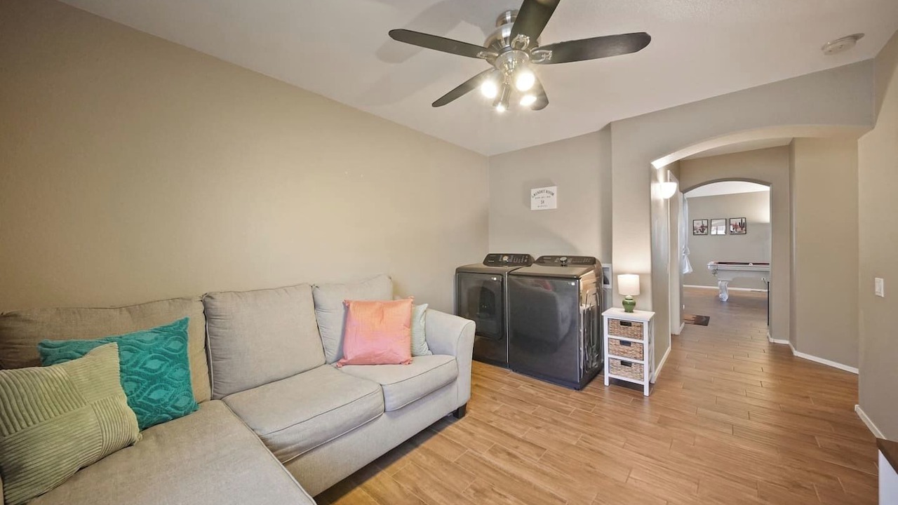 Photo of Livingroom in Avondale