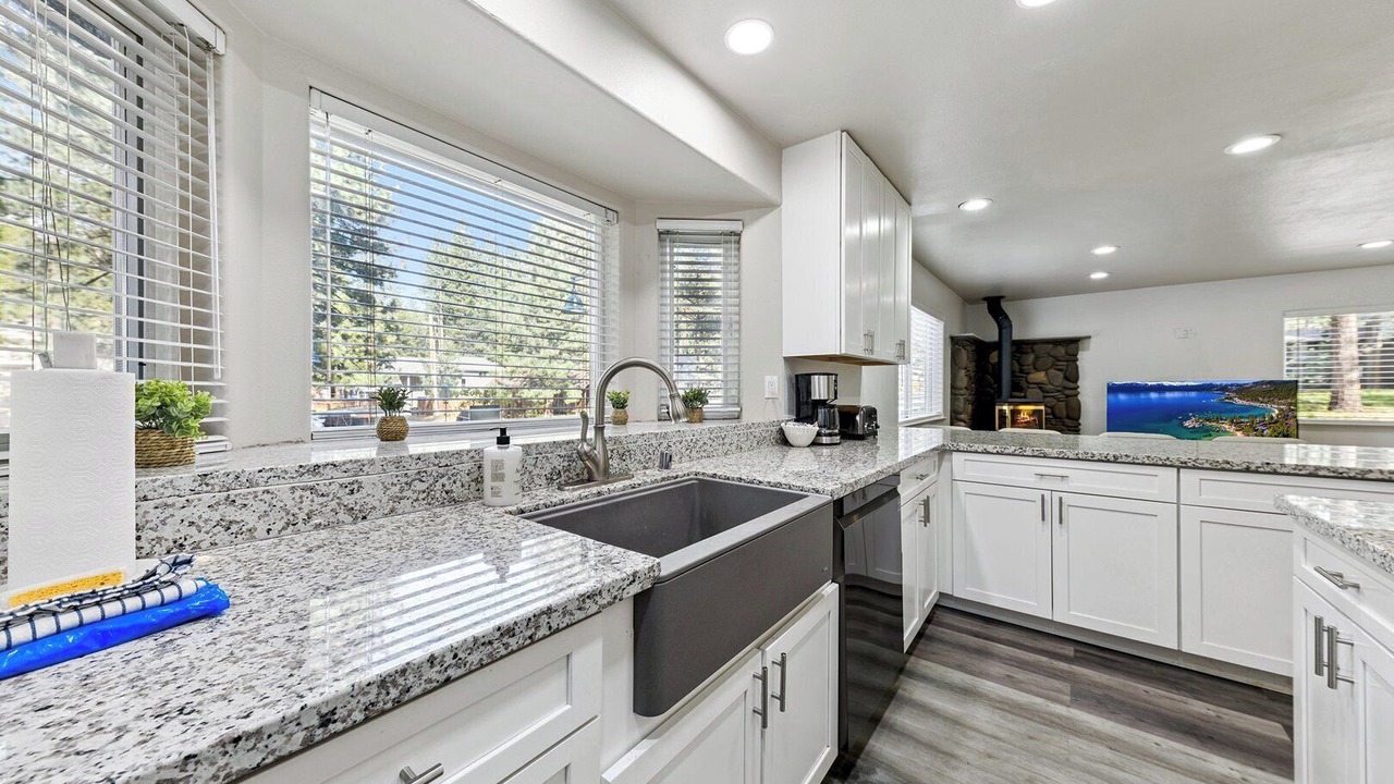 Photo of Kitchen in Sierra Tract