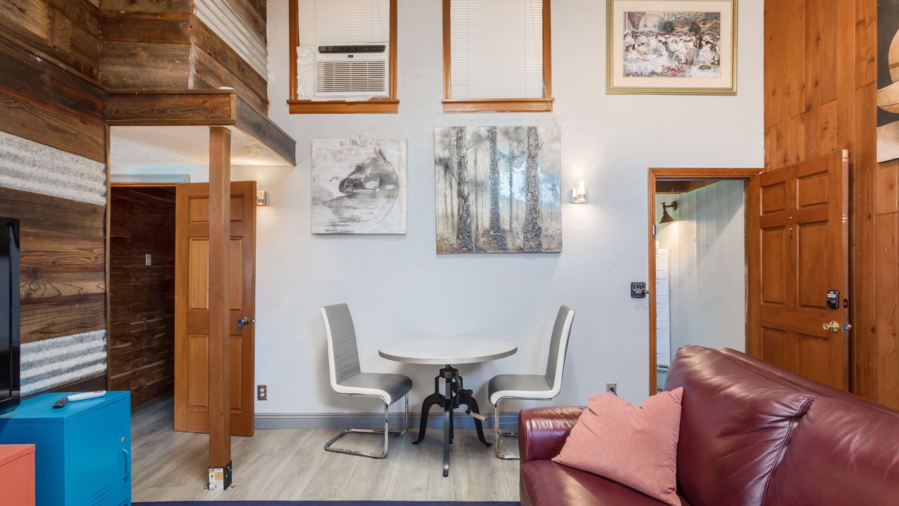 Photo of Livingroom in Coto de Caza