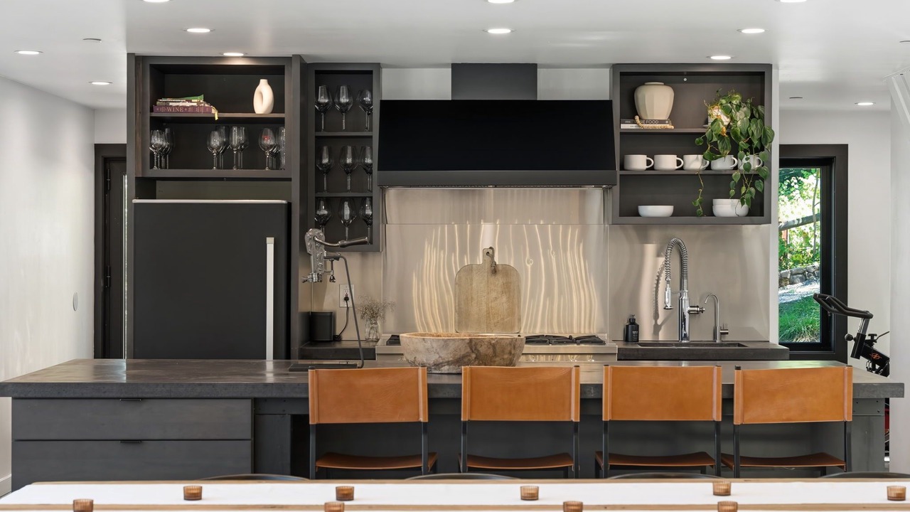 Photo of Kitchen in St. Helena