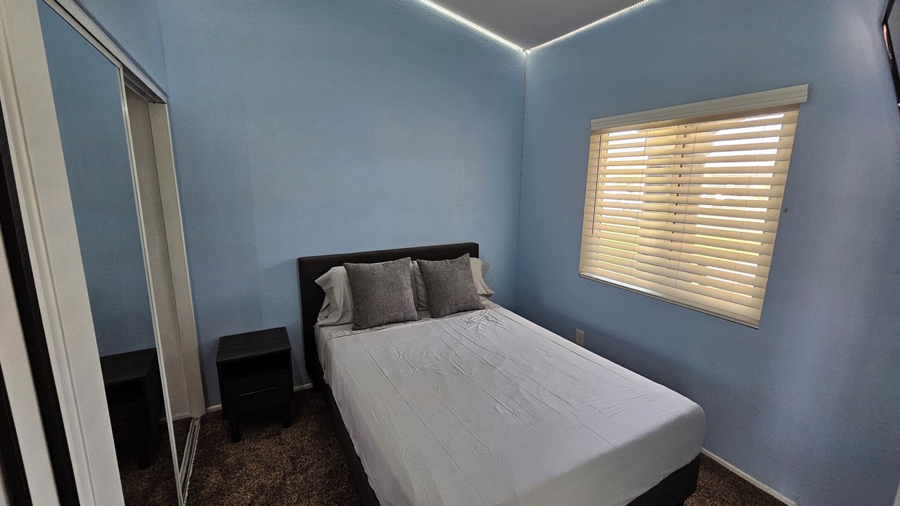 Photo of Bedroom in Rosamond