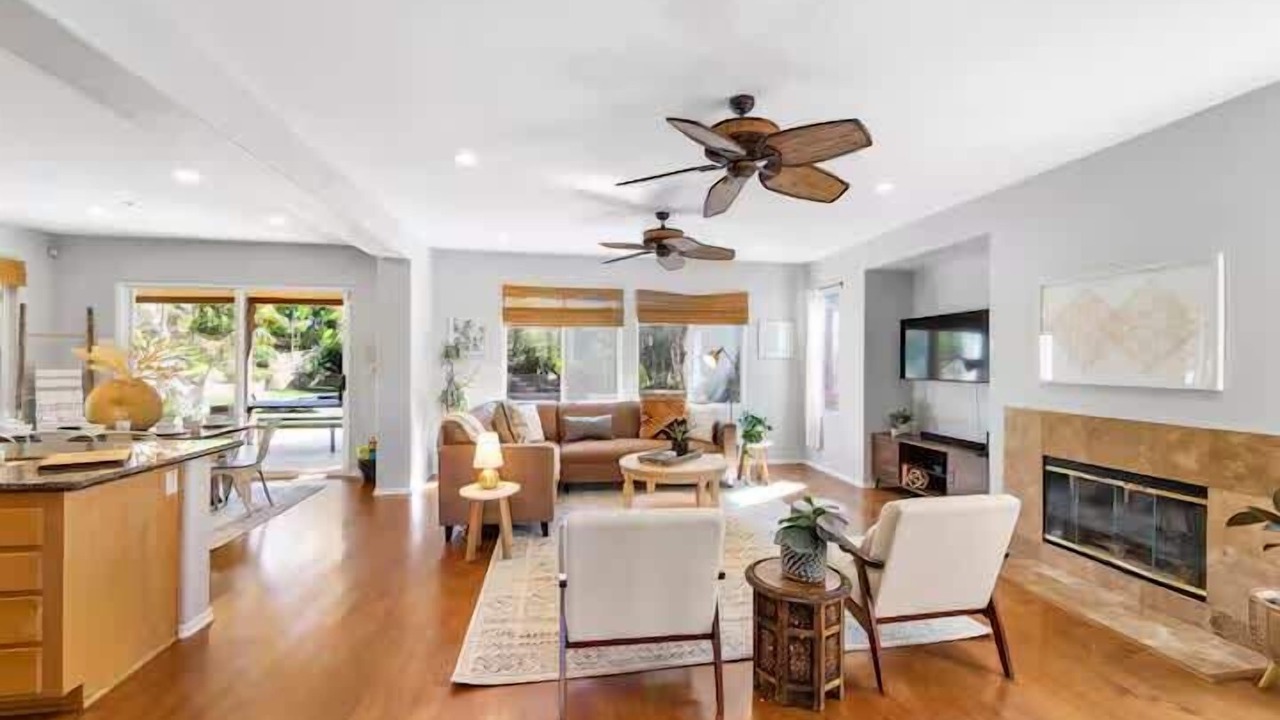 Photo of Livingroom in Vista