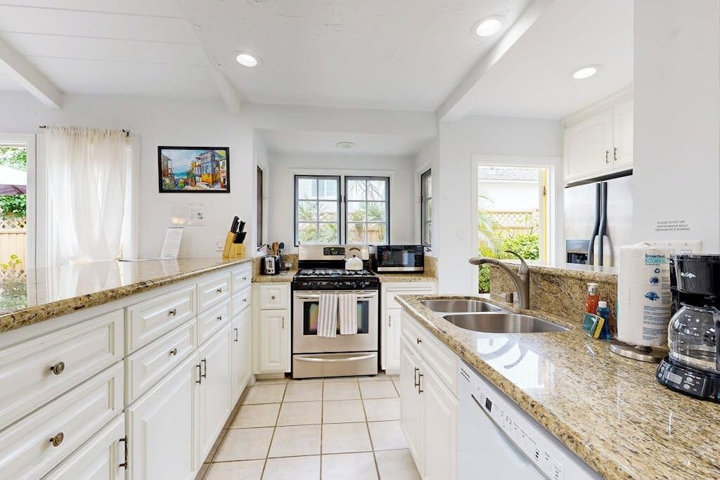 Photo of Kitchen in Corona del Mar