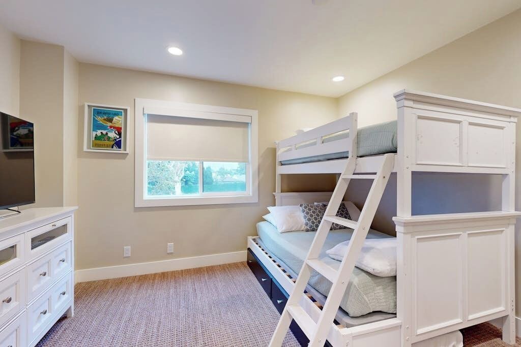 Photo of Bedroom in Hermosa Village