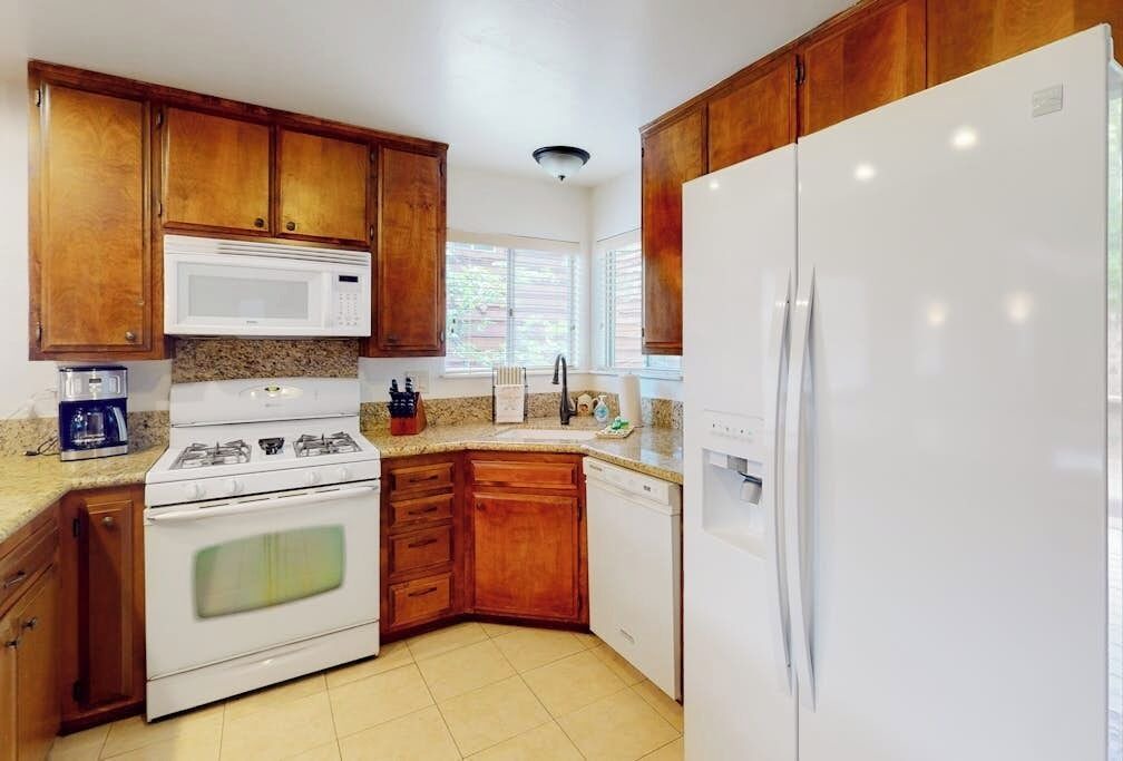 Photo of Kitchen in Blue Jay
