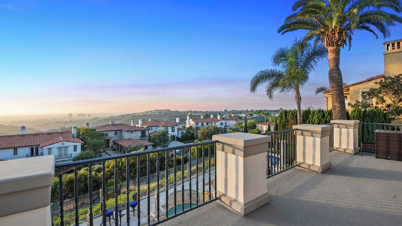Photo of Patio Balcony in Newport Coast