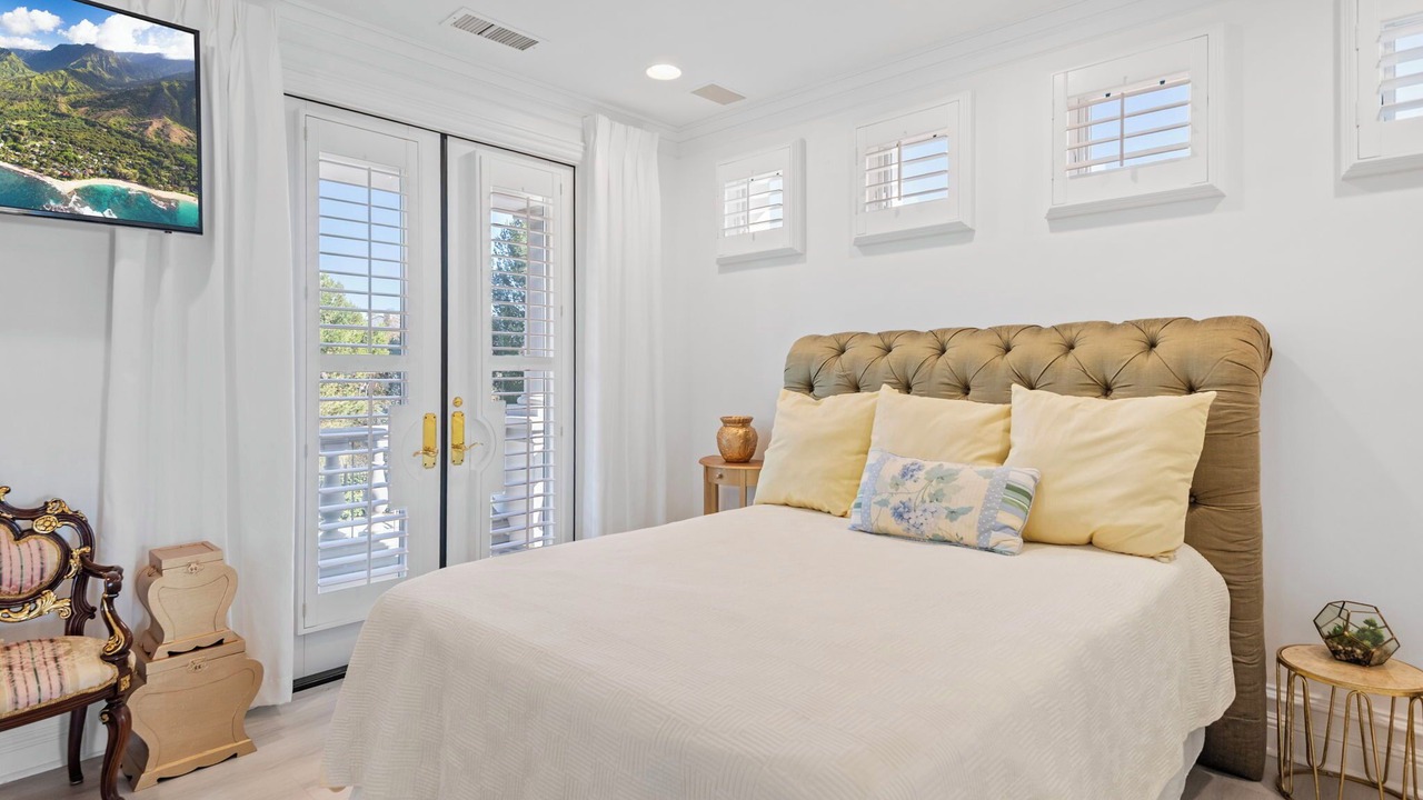 Photo of Bedroom in Newport Coast