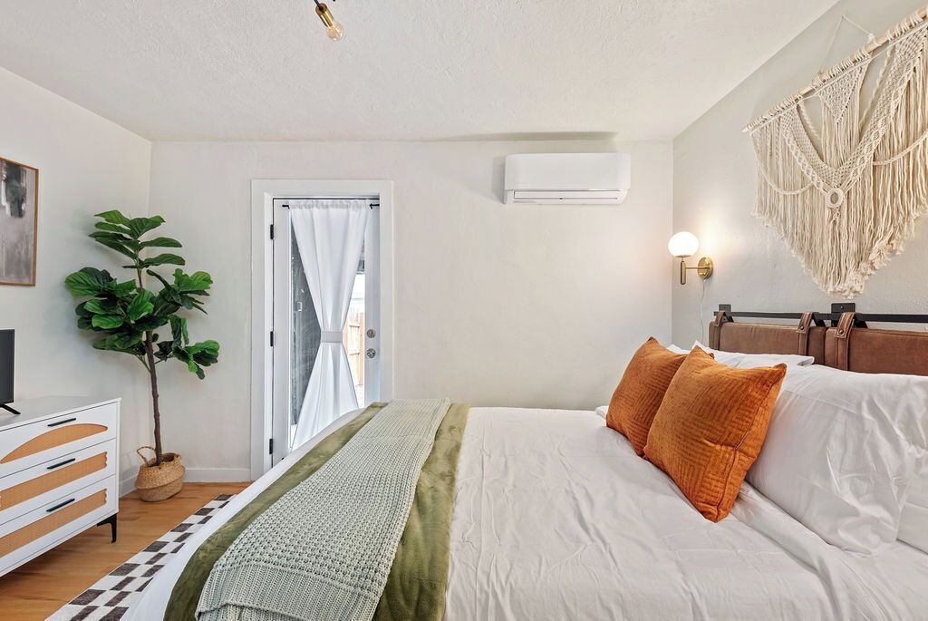 Photo of Bedroom in Oak Grove