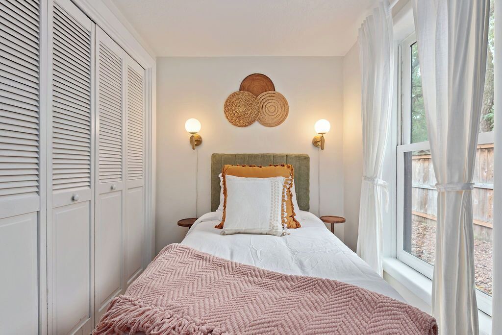 Photo of Bedroom in Oak Grove
