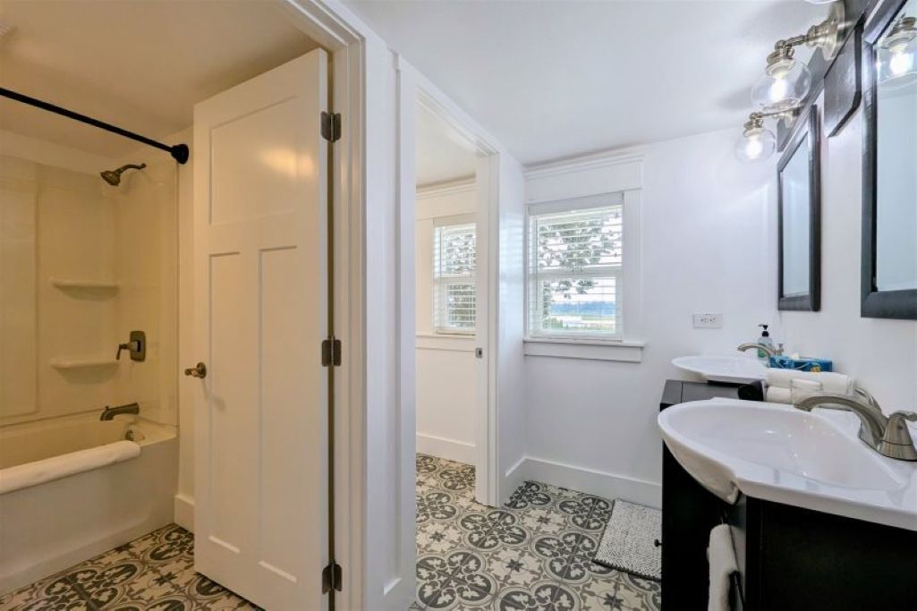 Photo of Bathroom in Dayton