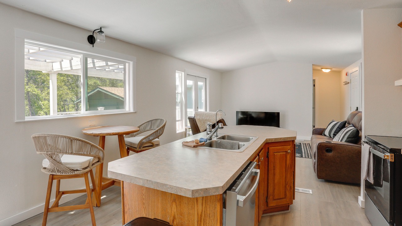 Photo of Kitchen in Douglas City