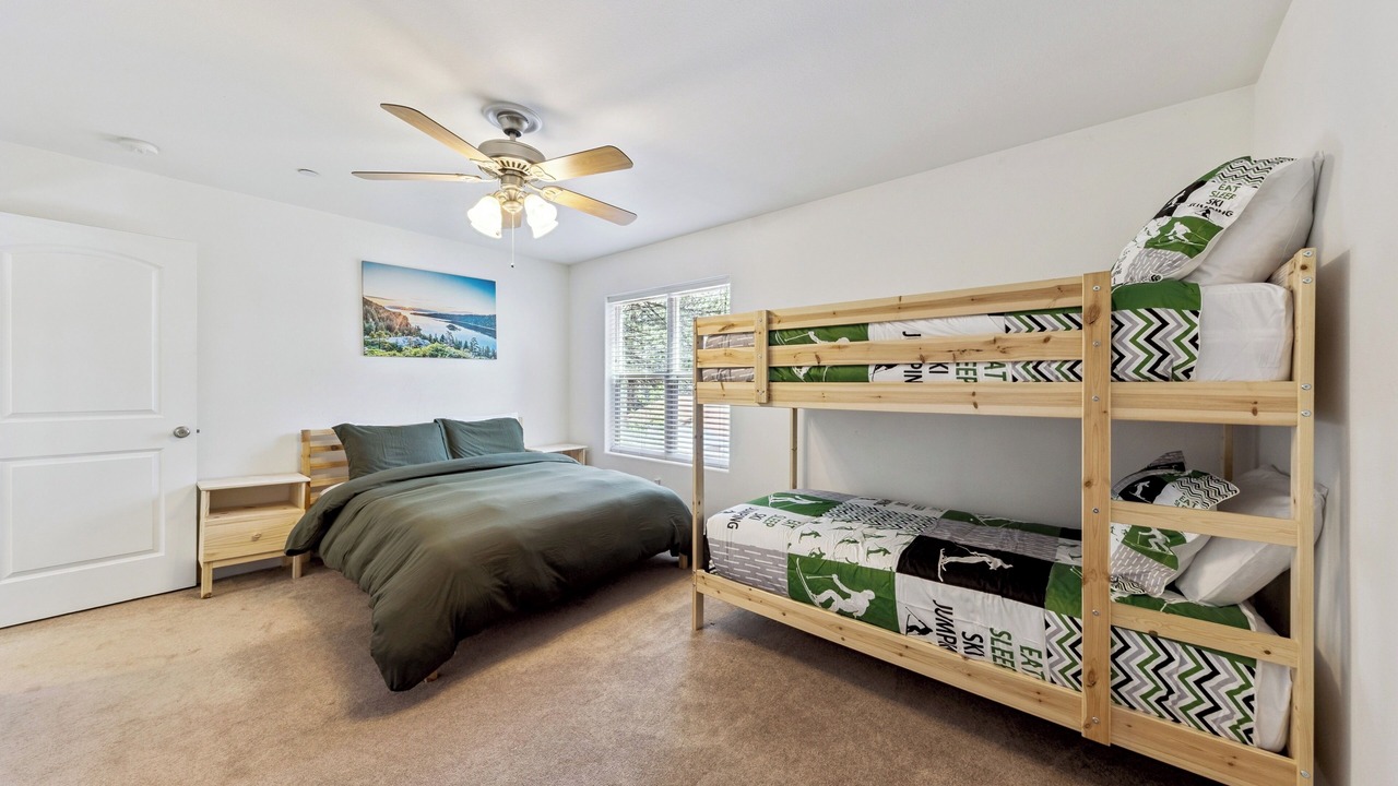 Photo of Bedroom in Sierra Tract