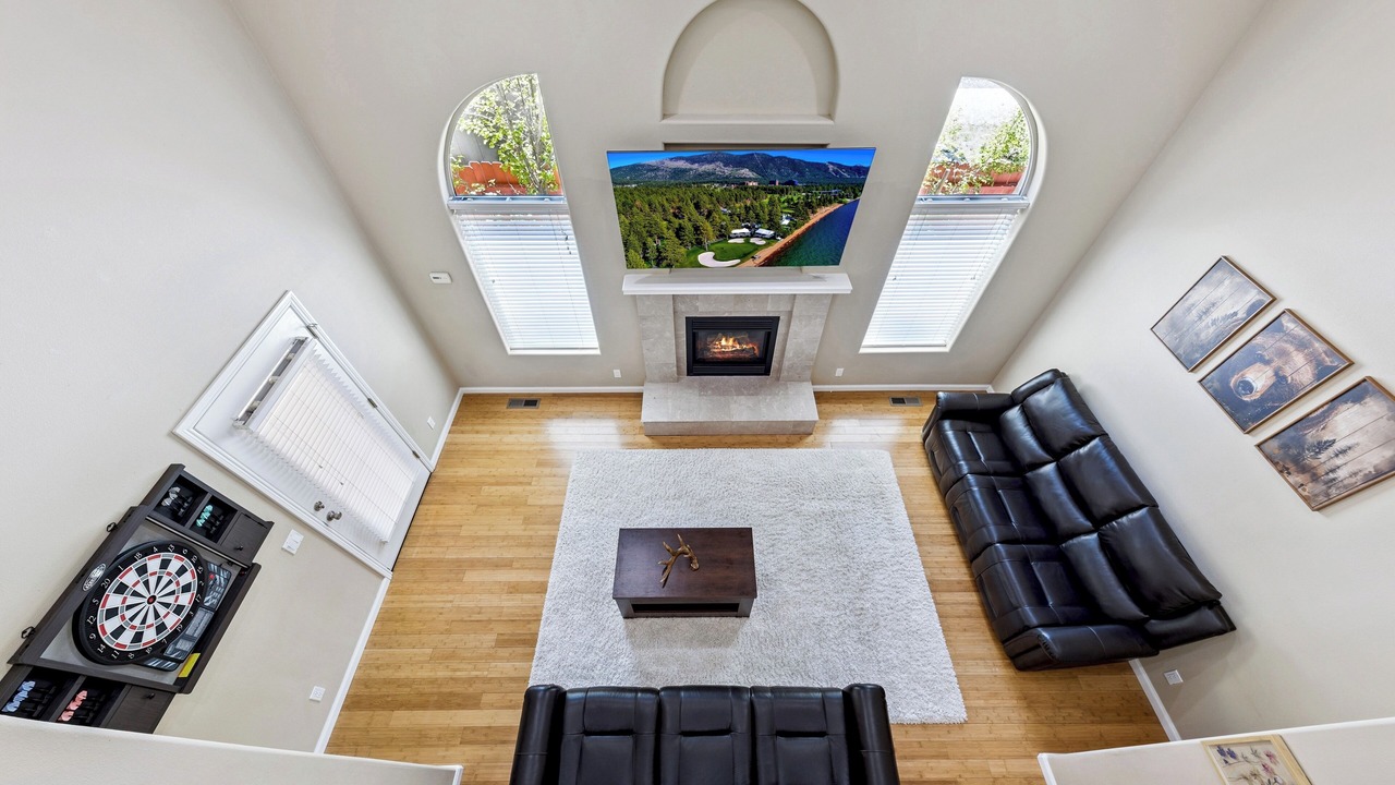 Photo of Livingroom in Sierra Tract
