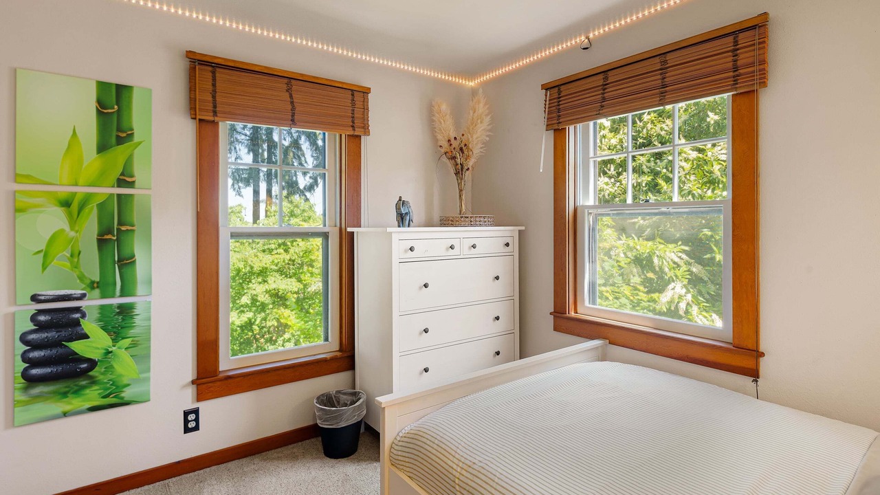 Photo of Bedroom in College Hill