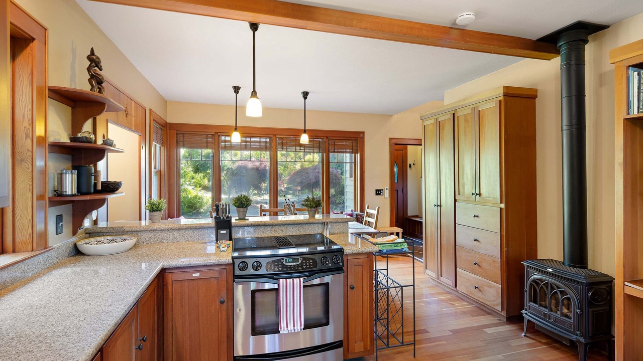 Photo of Kitchen in College Hill