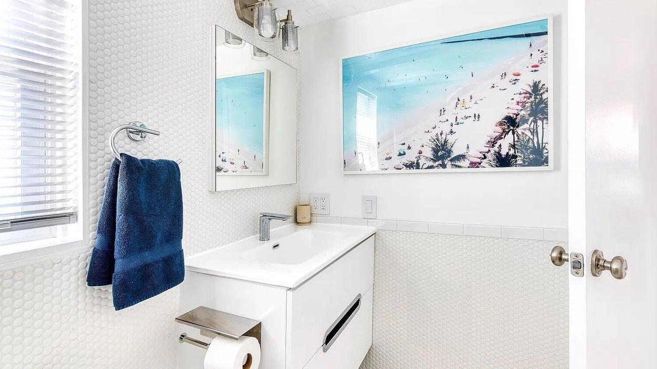 Photo of Bathroom in Marin City