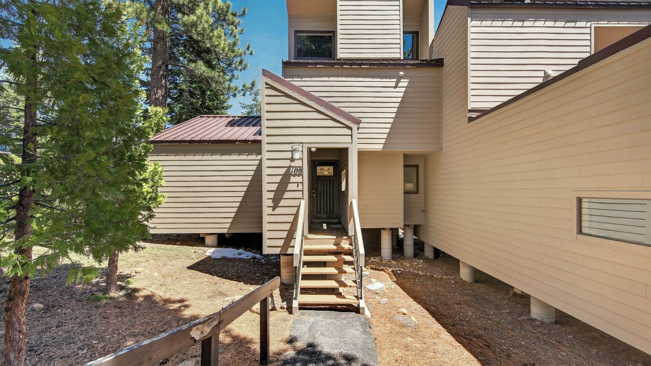Photo of Outdoor in Carnelian Woods