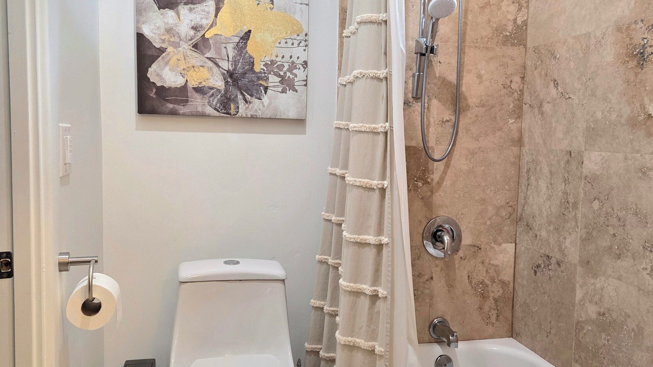 Photo of Bathroom in Palm Valley