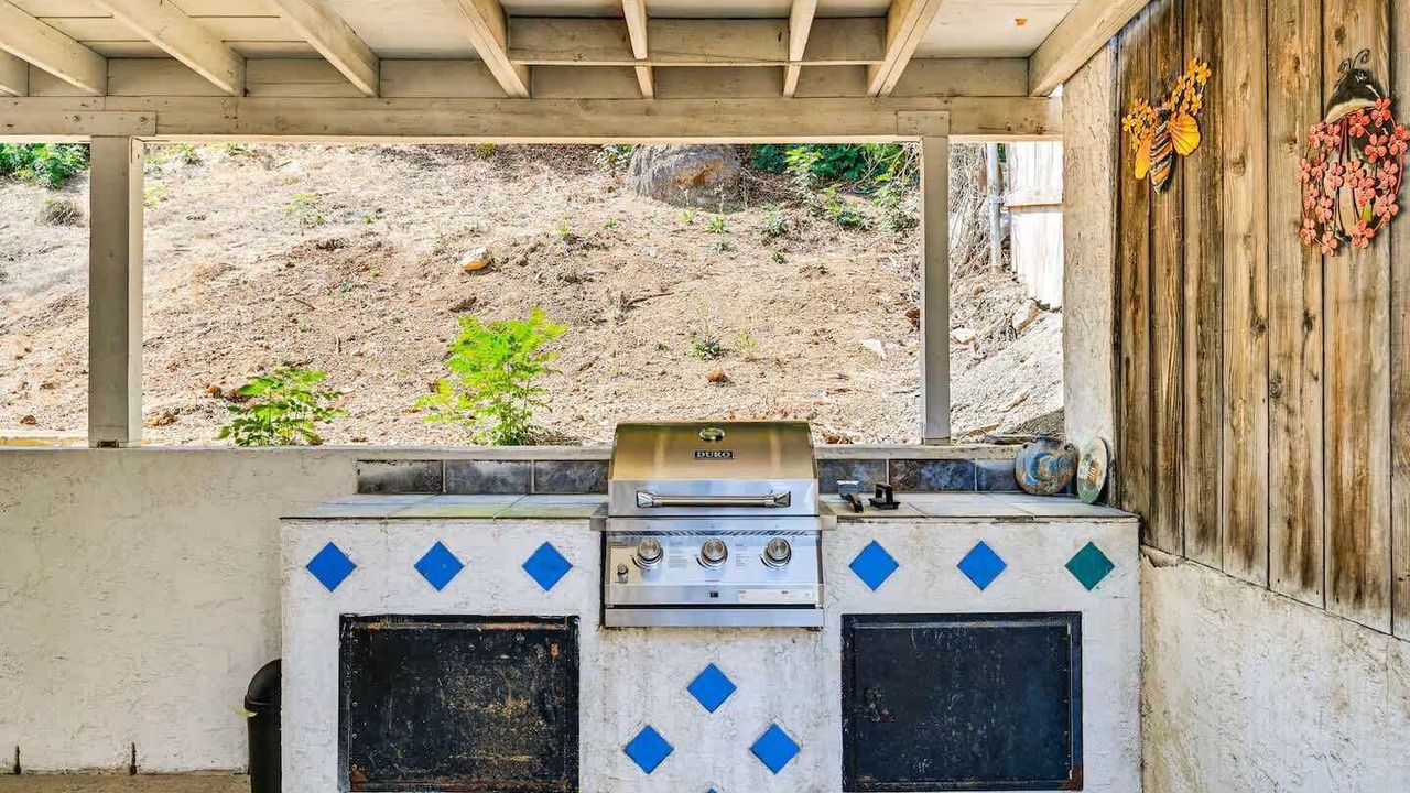 Photo of Outdoor in Spring Valley