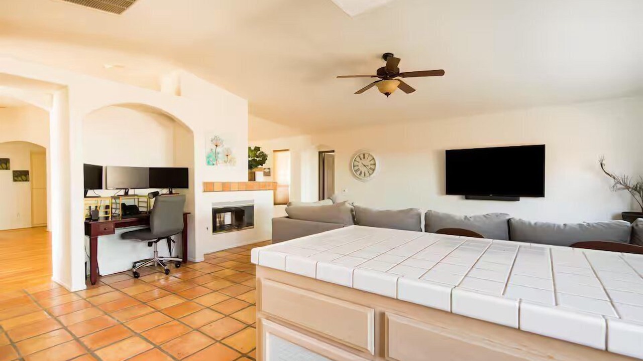 Photo of Livingroom in Bermuda Dunes