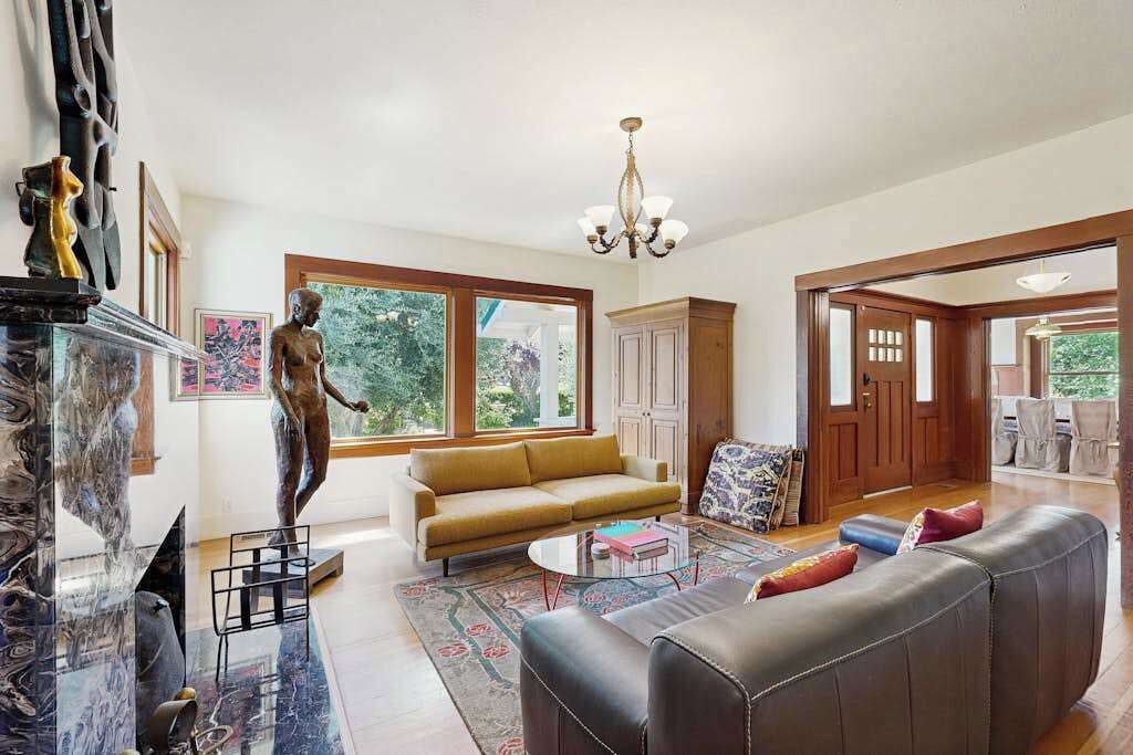 Photo of Livingroom in Geyserville