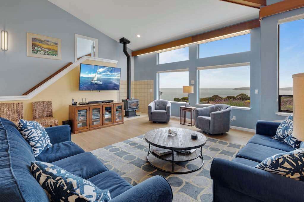 Photo of Bedroom in Bodega Bay