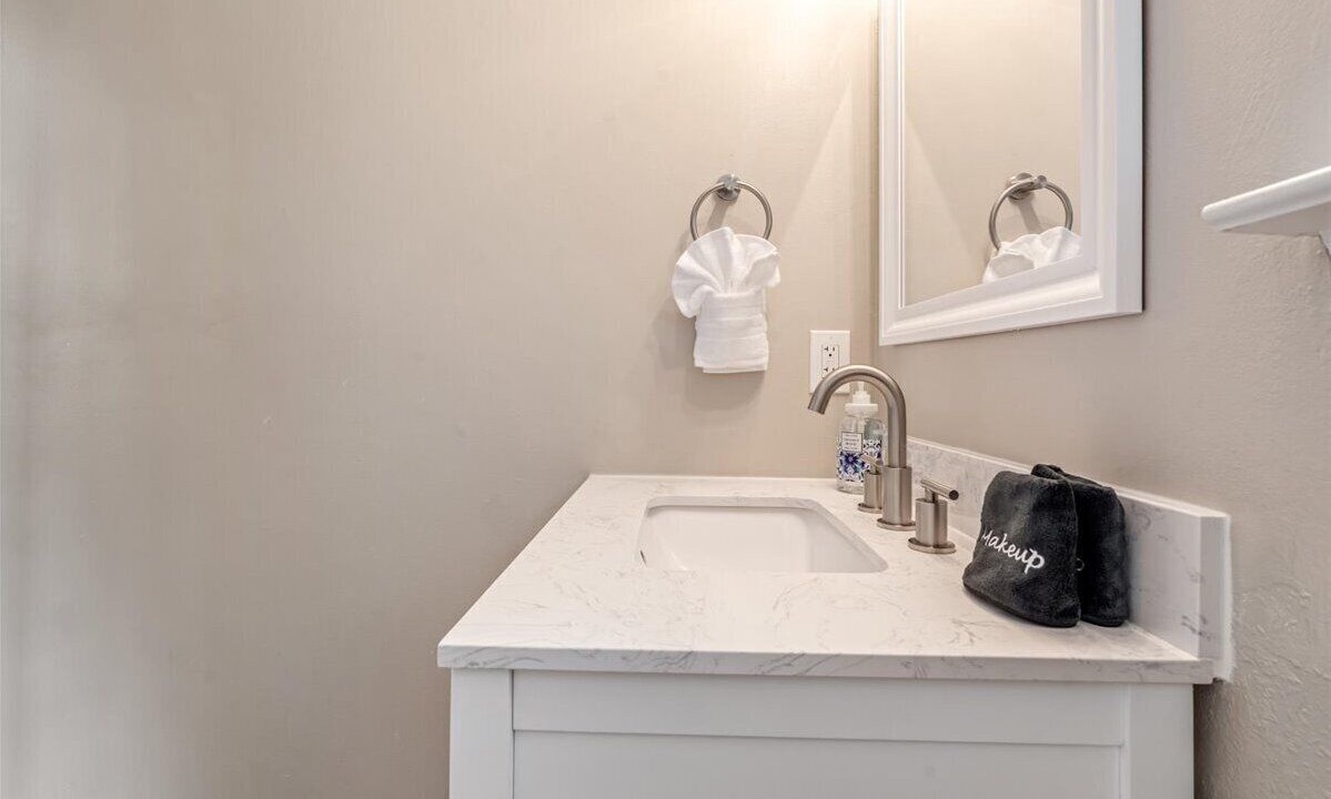 Photo of Bathroom in Del Monte Forest