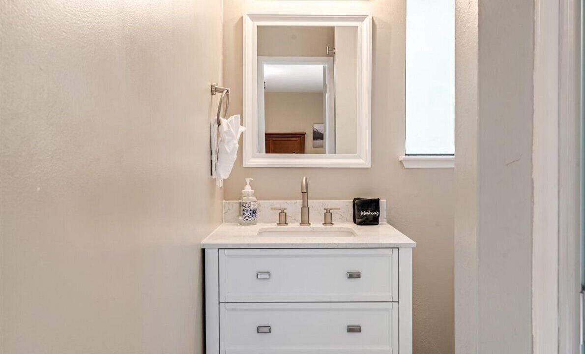 Photo of Bathroom in Del Monte Forest