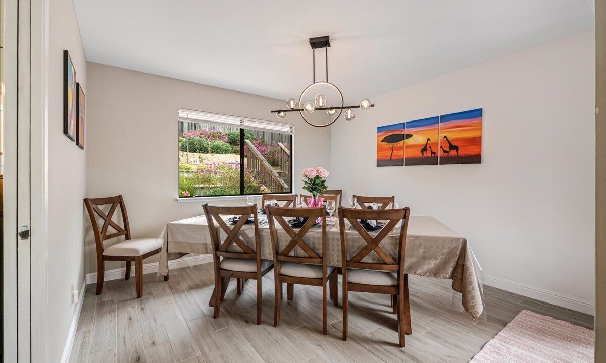 Photo of Livingroom in Del Monte Forest