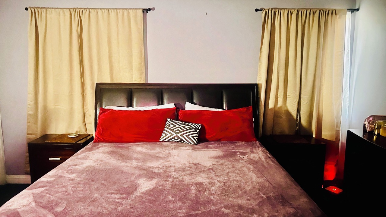 Photo of Bedroom in Harbor
