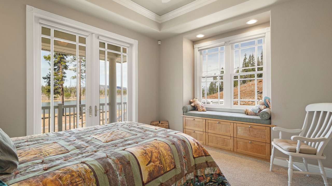 Photo of Bedroom in Lake Almanor West
