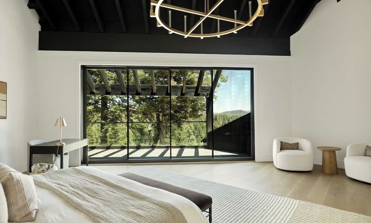 Photo of Bedroom in Blue Jay