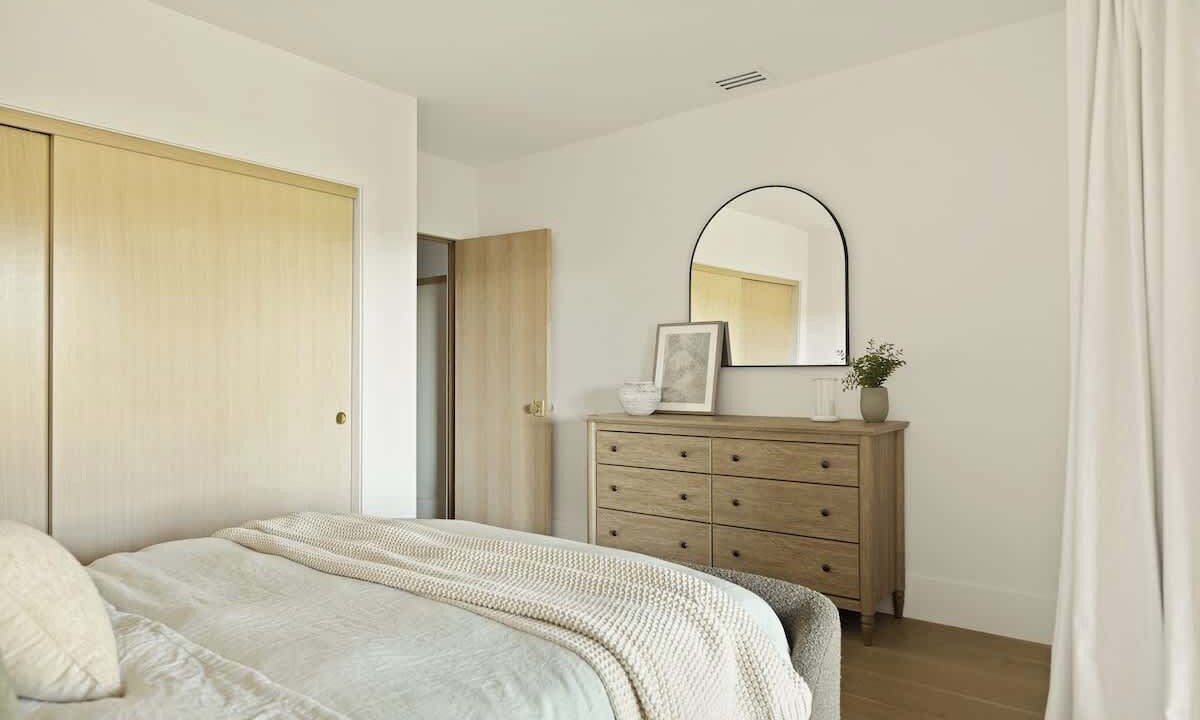 Photo of Bedroom in Blue Jay