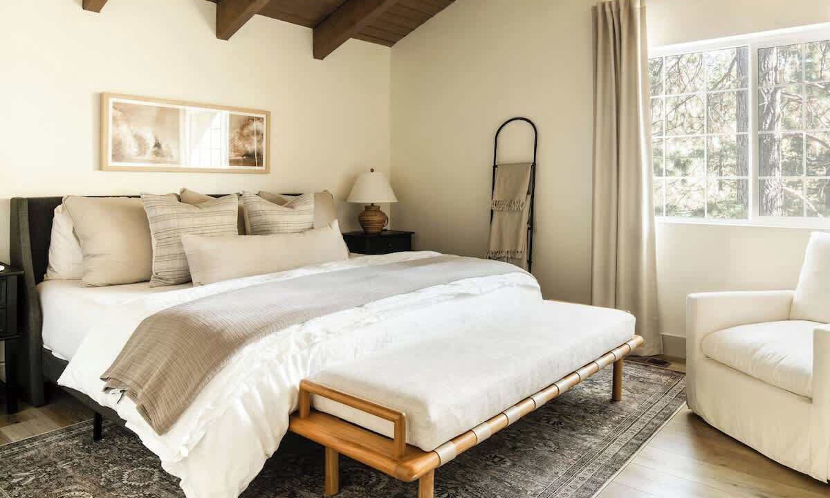 Photo of Bedroom in Blue Jay