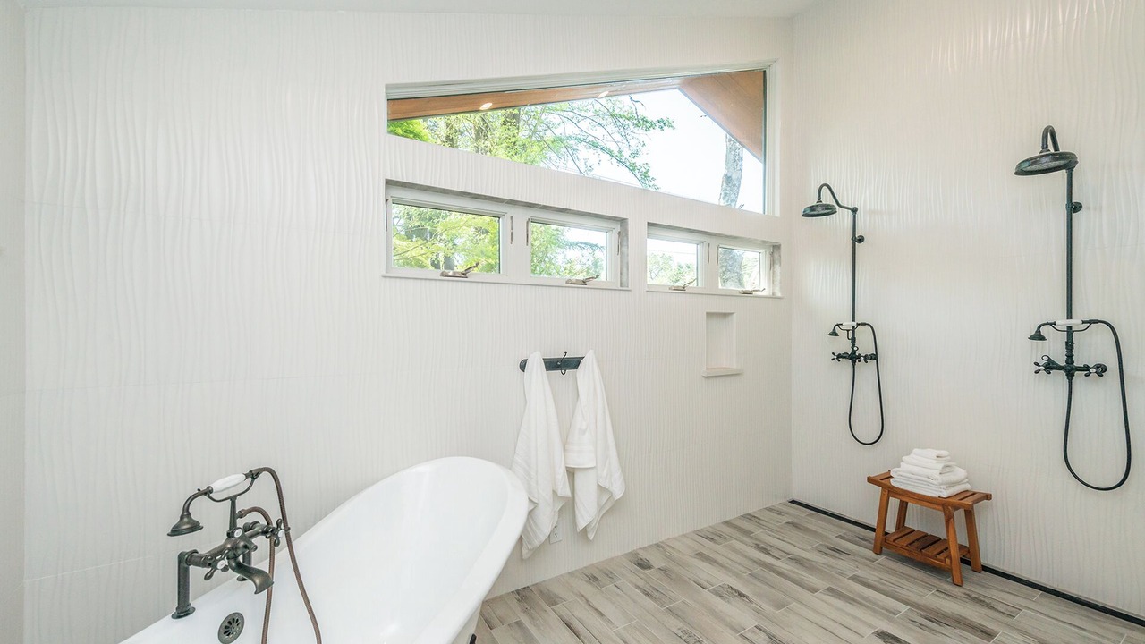 Photo of Bathroom in Graton