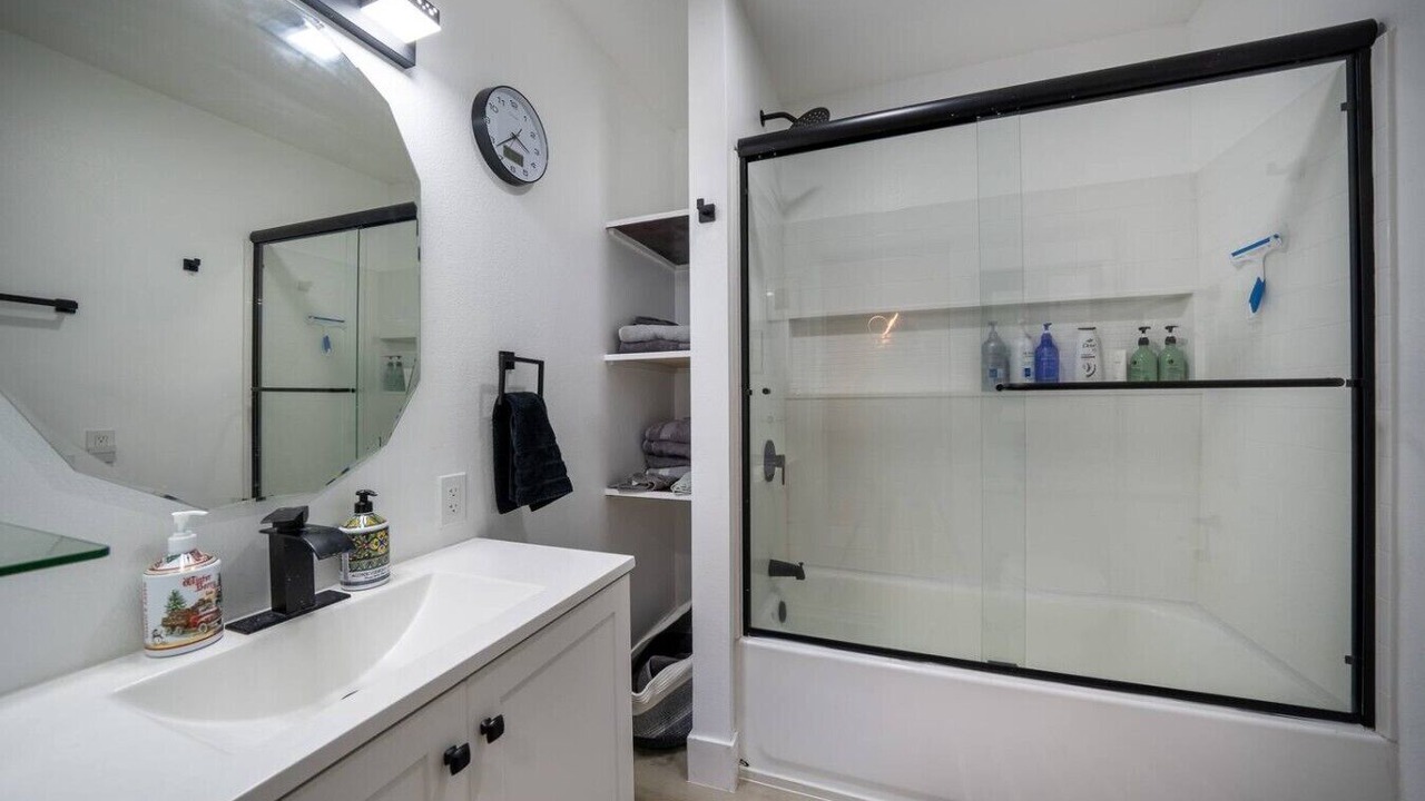 Photo of Bathroom in Crescent City