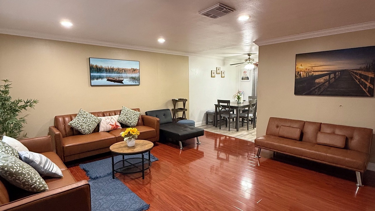 Photo of Livingroom in Garden Grove
