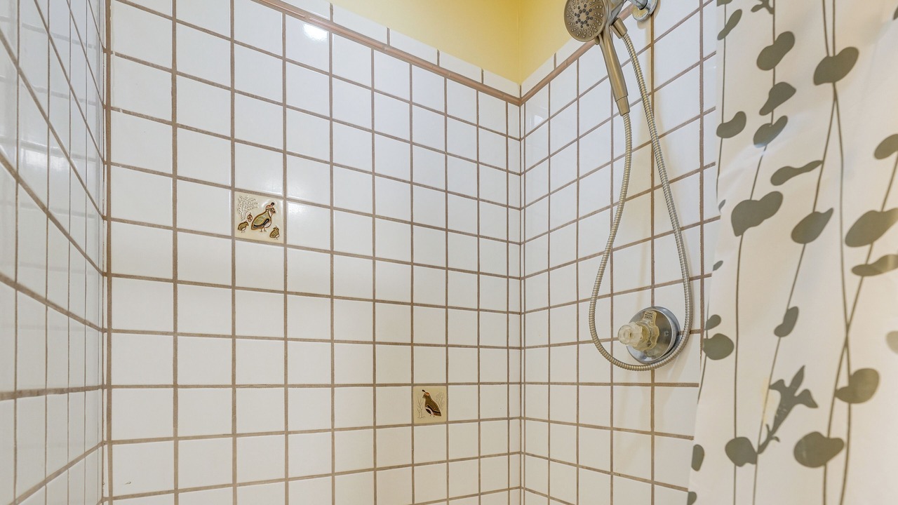 Photo of Bathroom in Yarnell