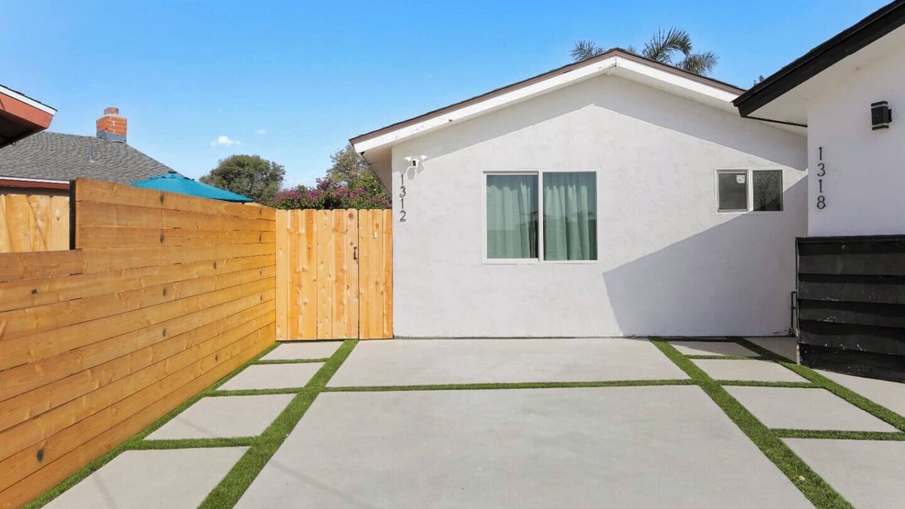 Photo of Outdoor in Lincoln Acres