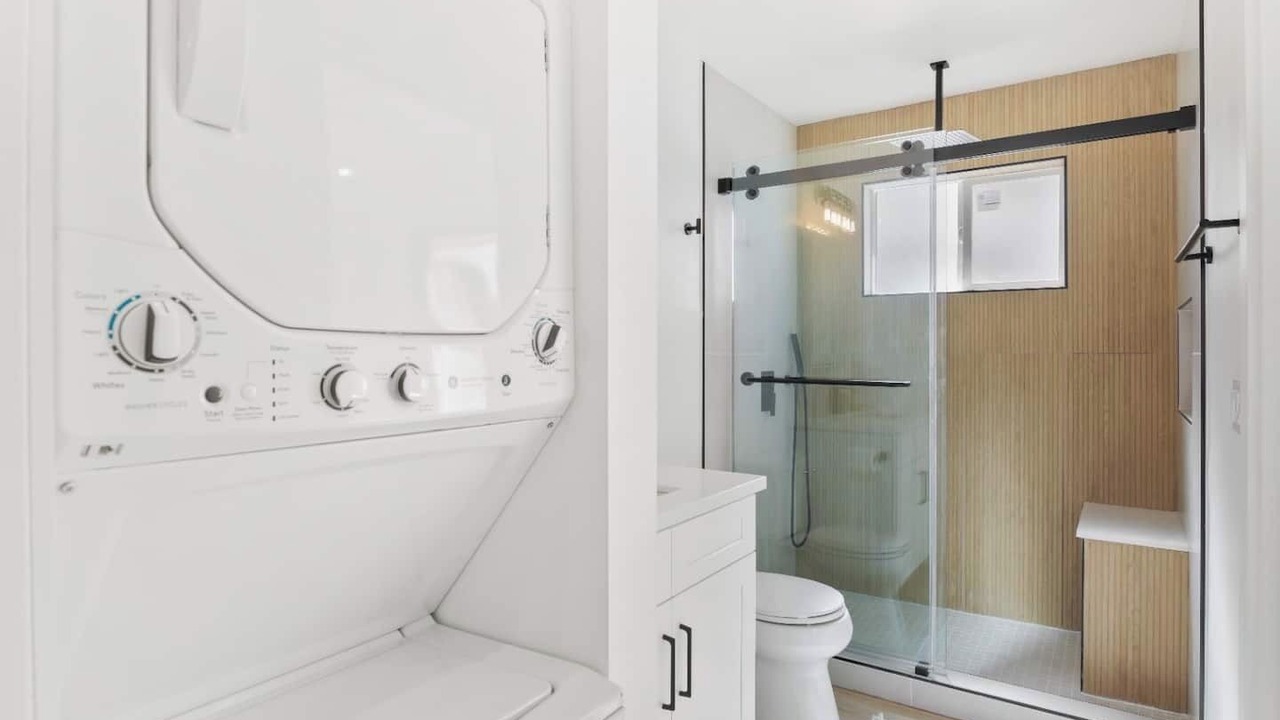 Photo of Bathroom in Lincoln Acres