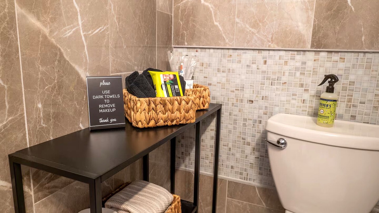 Photo of Bathroom in College Hill