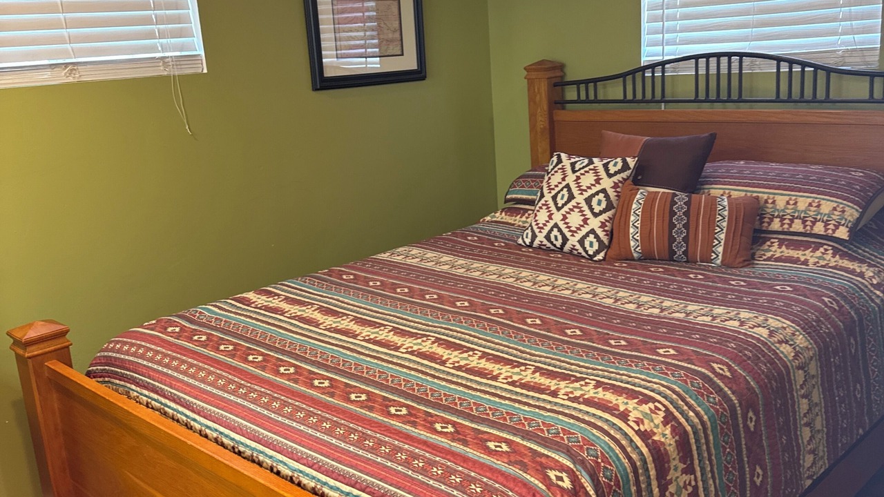 Photo of Bedroom in New River