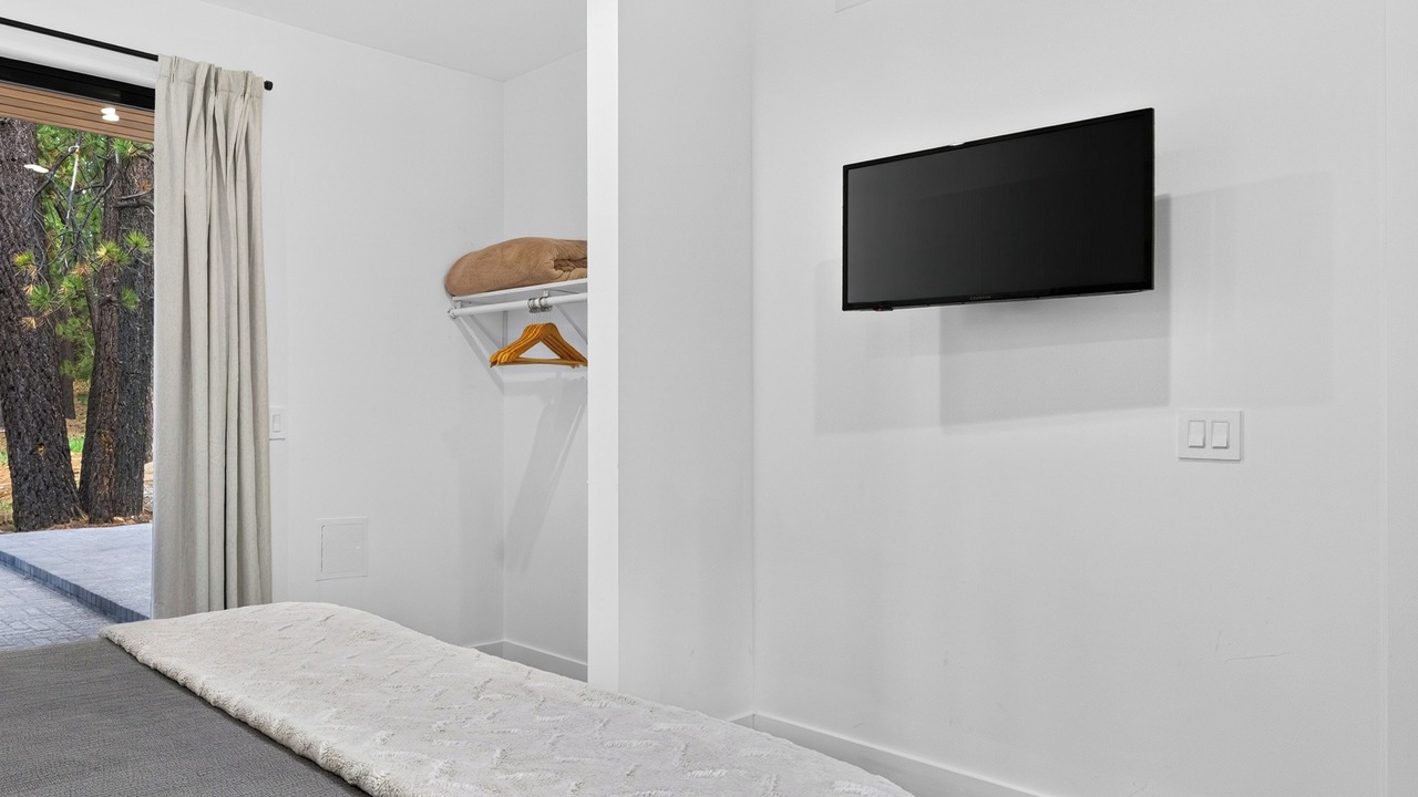 Photo of Bathroom in Summit Estates
