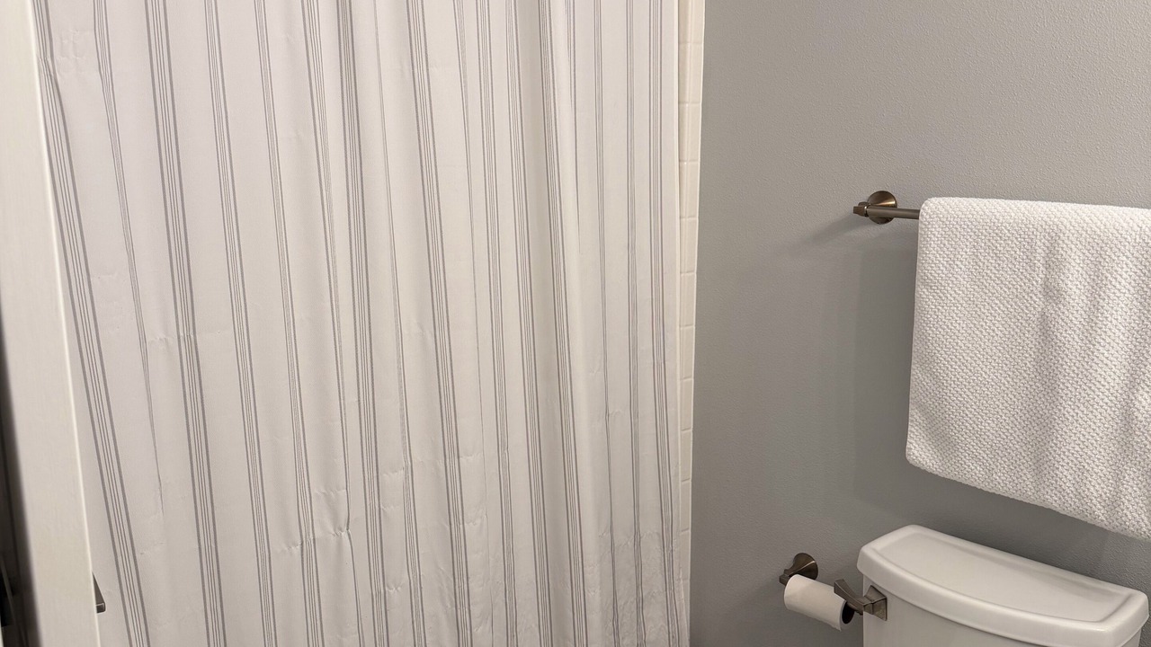 Photo of Bathroom in Aloha