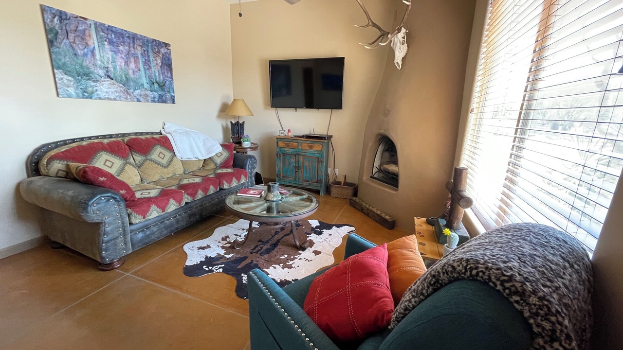 Photo of Livingroom in New River