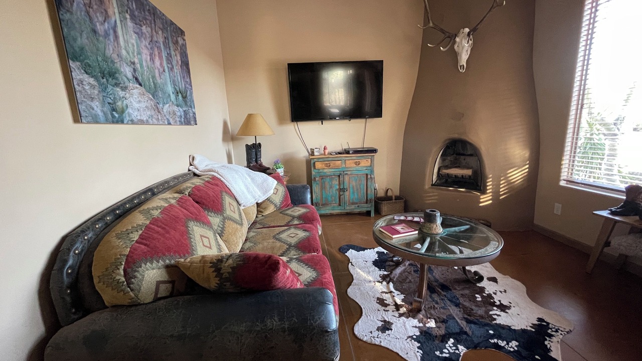 Photo of Livingroom in New River