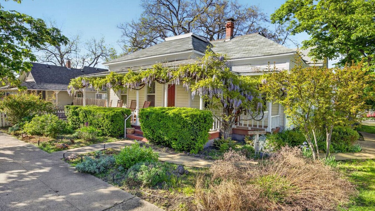 Photo of Outdoor in Historic Railroad District