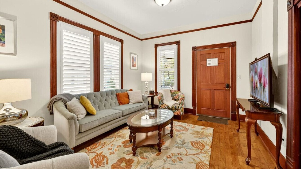 Photo of Livingroom in Historic Railroad District