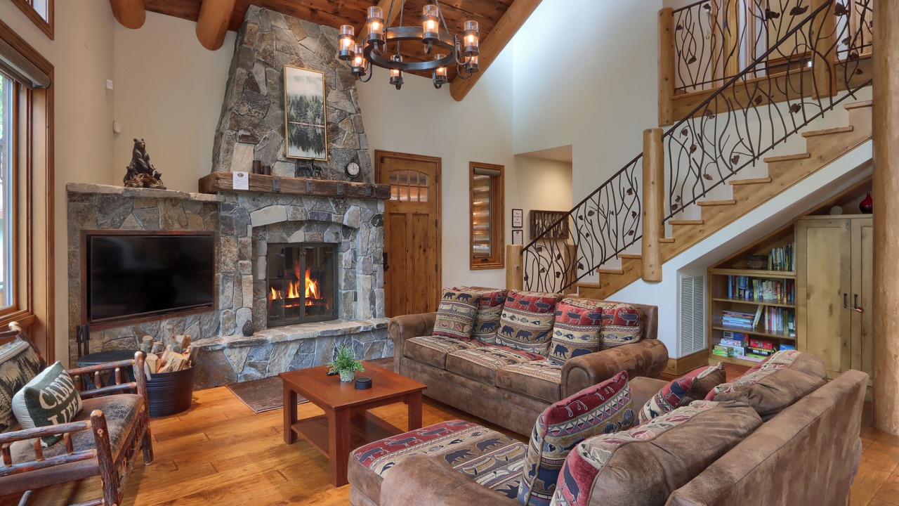 Photo of Livingroom in North Wawona