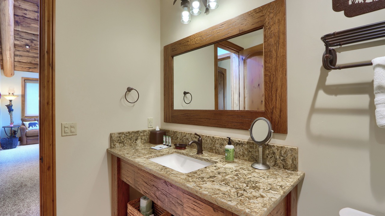 Photo of Bathroom in North Wawona